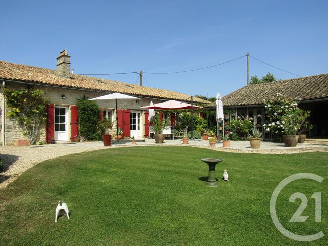 maison à vendre - 7 pièces - 178.0 m2 - ST COUTANT - 79 - POITOU-CHARENTES - Century 21 I.C.S. Immobilier