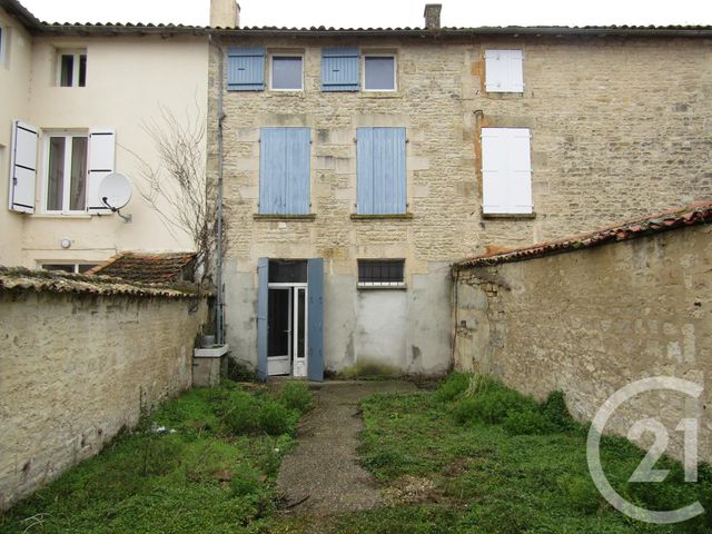 maison - CHEF BOUTONNE - 79